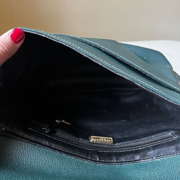 Vintageβ Toledano Green Leather Crossbody Bag with Tan Trim Flap Shoulder Purse - Picture 7 of 9